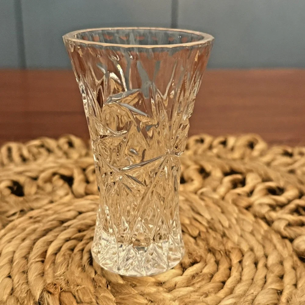 Vintage Lenox Fine Crystal Dandelion Vase Star Bud Vase 4 Inches Tall